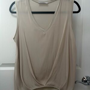 Lola and Sophie V-neck Top in Taupe — Size Medium
